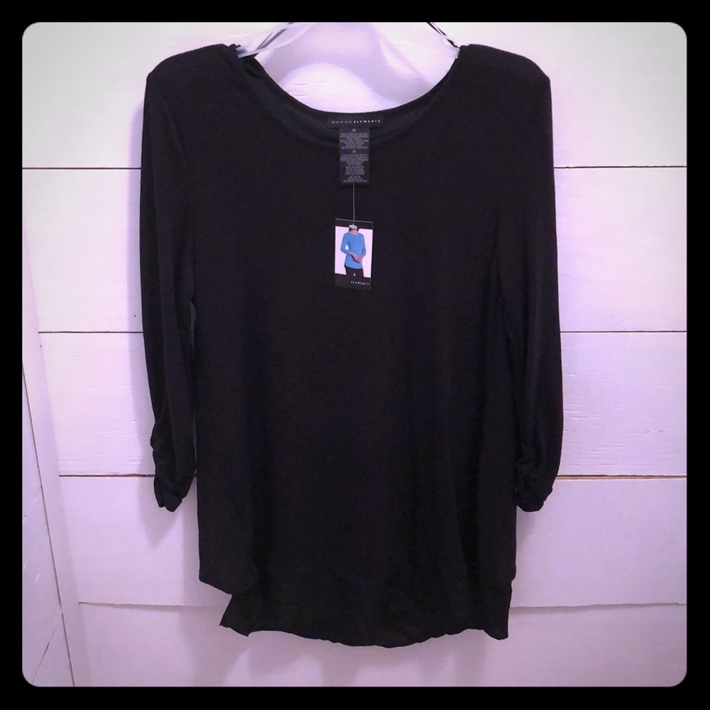 NWT Grace Elements Top